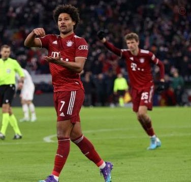 多特4-0弗赖堡，本塞拜尼传射，吉拉西、拜尔破门