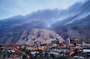 有些人确实形成黑圈了。