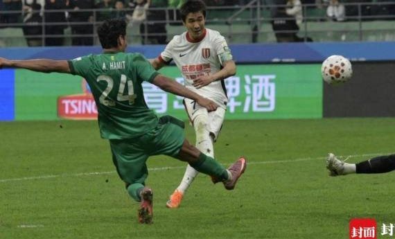 中超最佳阵容：韦世豪双响夺半程冠军 张玉宁打入工体里程碑进球