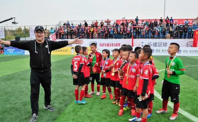 不要问嗨球为什么不参加2034杯