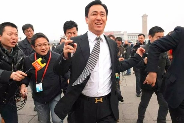 德米凯利斯破门，裁判吹罚进球无效