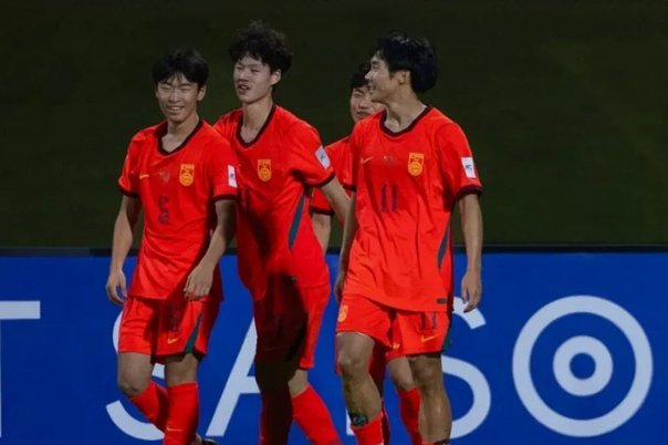 浮岛敏：领军中国U17队，实战与青训的双重突破！