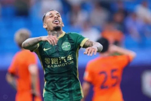 半场：浙江5-0玉昆，米特里策3射1传，托利奇助攻戴帽