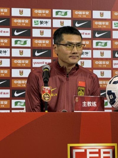 邵佳一鼓励U17国足：表现非常出色，甩我同年龄时期一两条街了
